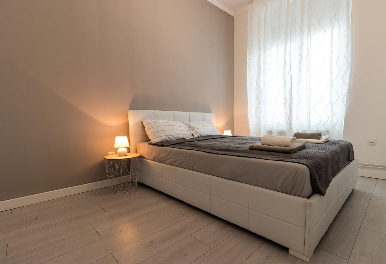 Comfortable & Lovely Apartment ベオグラード エクステリア 写真
